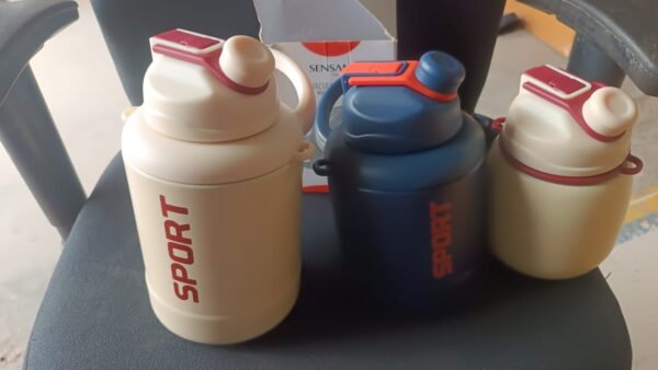 8913a9e7-f24d-4aa2-92f5-946c0b311769_a71ffaf8-04e5-4b57-98dd-e16933c3eb04 Sports Vacuum Bottle – Leak-Proof with Shoulder Strap