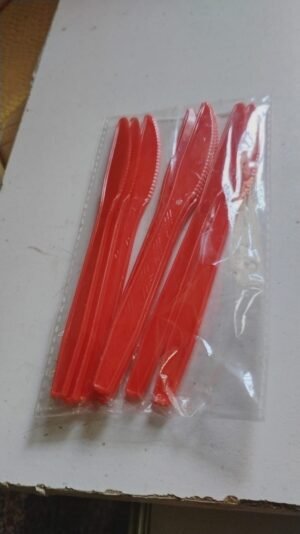 899b30e8-39ab-415d-8efb-e72a640462ea Plastic Knives – Durable Reusable Cutlery Pack of 8