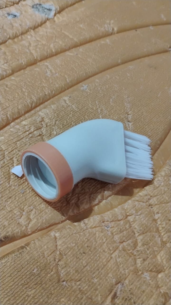 Bottle-Attachable Cleaning Brush – Ergonomic Deep Scrubber
