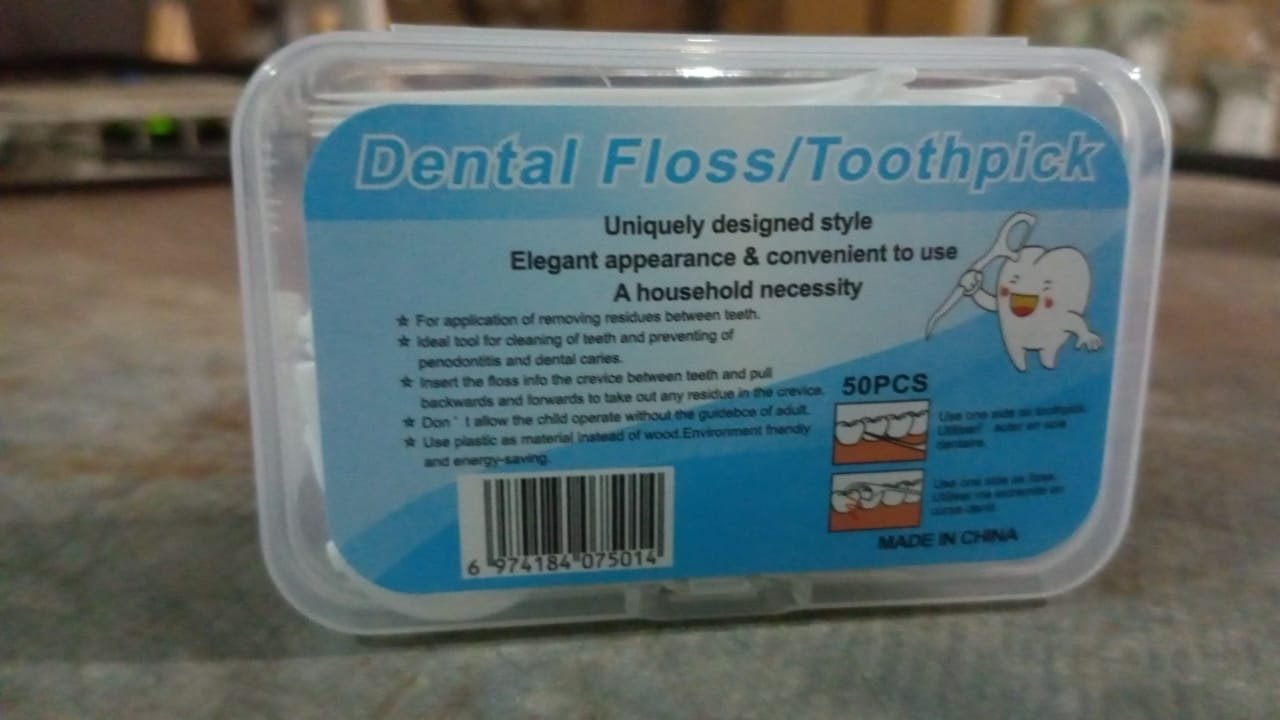 Portable Dental Floss Picks – 50 Pc Set for Oral Hygiene | MintGuard