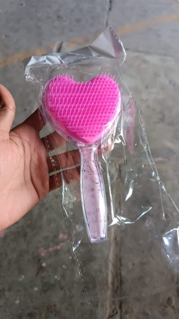 Heart Hair Brush – Gentle Detangling & Scalp Massage | Calm & Curl