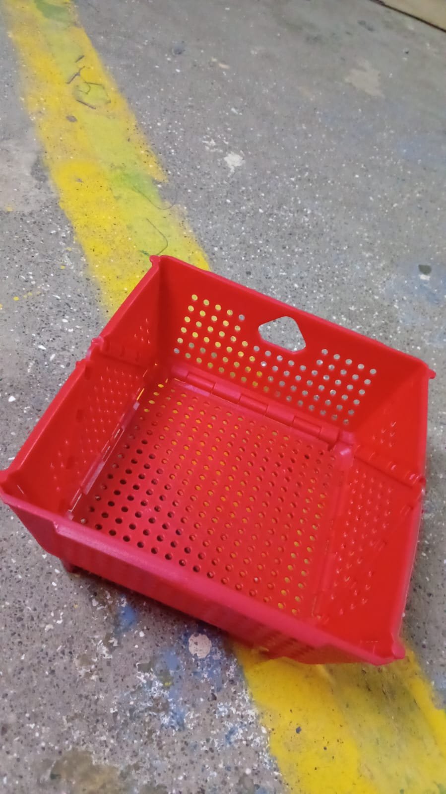 Foldable Storage Basket – Ventilated & Space-Saving | Tidy Table