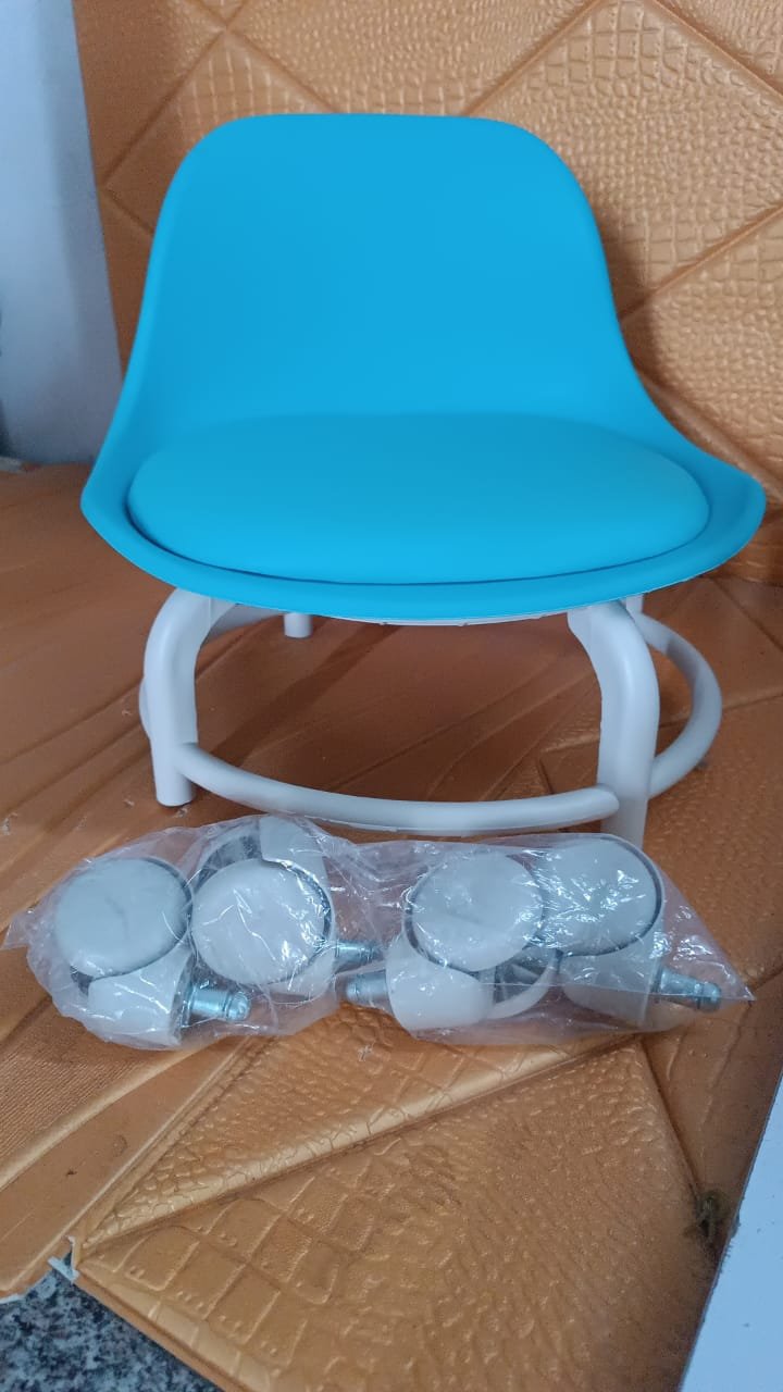 Low Rolling Stool – Cushioned Seat & 360° Wheels | Indo Glow