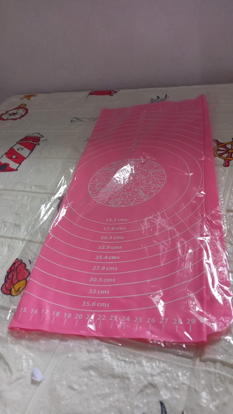 9e2749a6-8c13-4abf-839b-13112c44cee2 Silicone Baking Mat – Non-Stick Dough & Fondant Rolling | Dish Verse