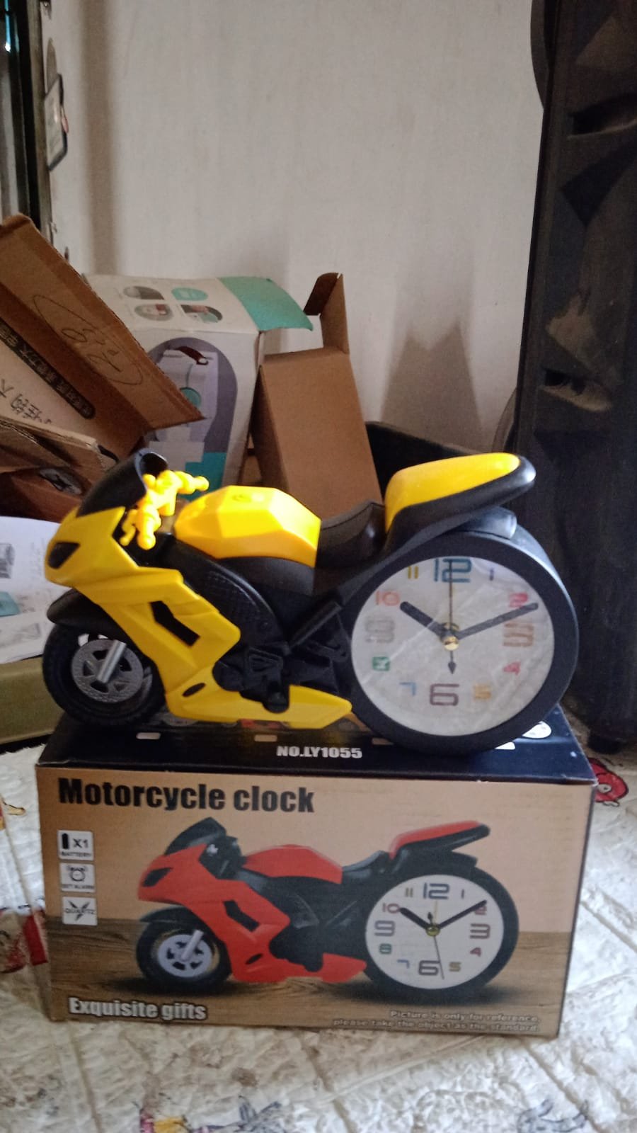 Retro Motorcycle Alarm Clock – Silent Engine Design | worko