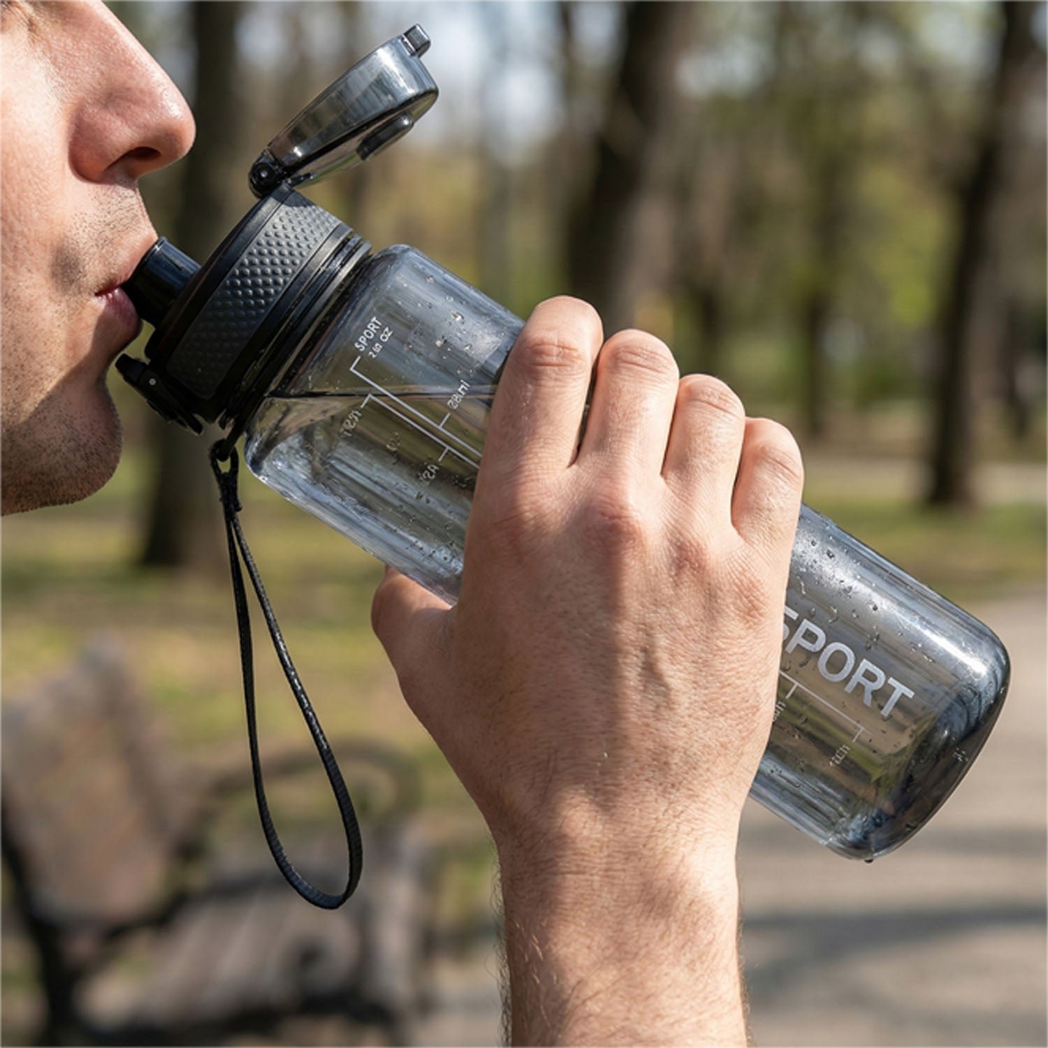1000 ML Sports Water Bottle – Leakproof Flip Lock for Travel