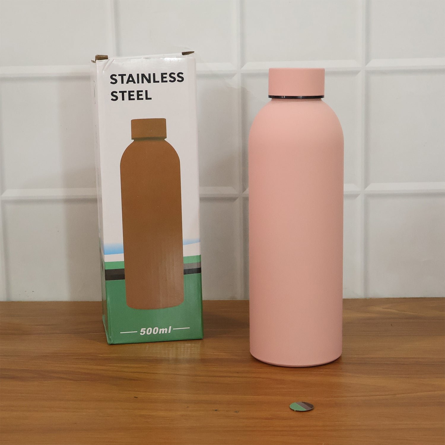 Insulated Stainless Steel Water Bottle – Keeps Drinks Hot & Cold