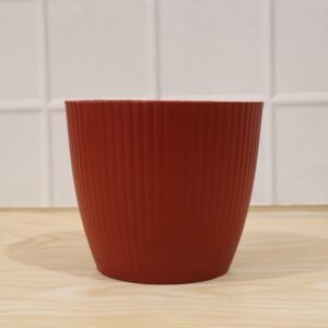 Plastic Flower Pots – Durable Round Planters for Home & Garden | Plant Edge