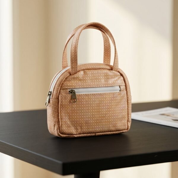 Mini Hand Purse for Girls – Compact and Stylish Zipper Bag