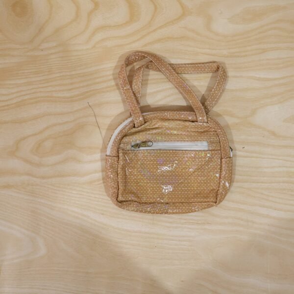 Mini Hand Purse for Girls – Compact and Stylish Zipper Bag