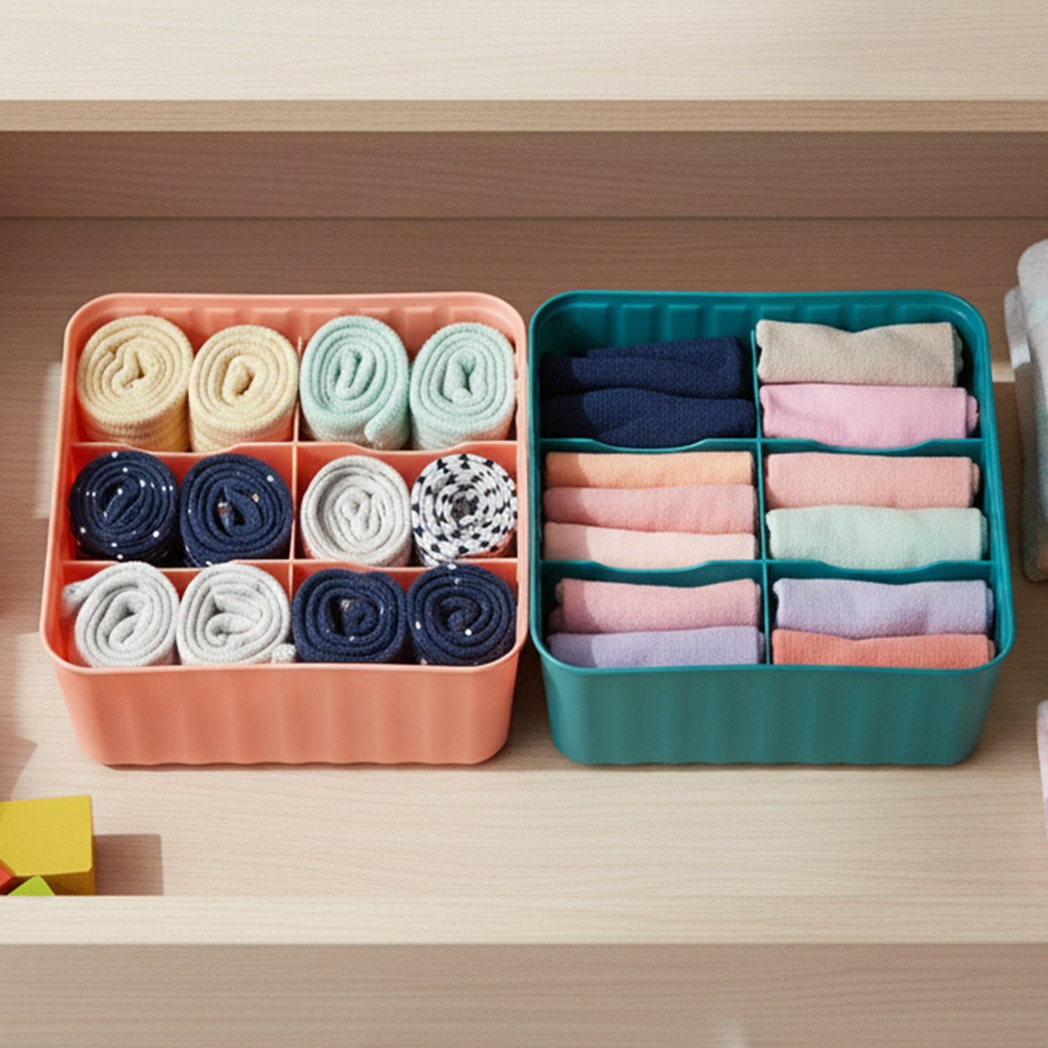 Square Organizer with 6 Compartments – Space-Saving Storage Set