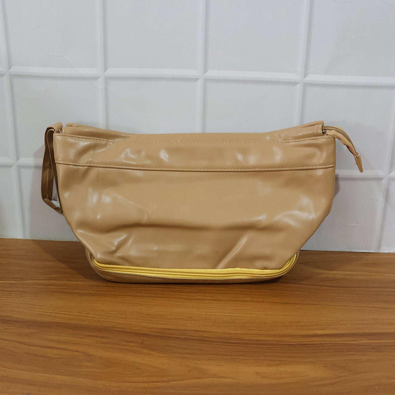Makeup Storage Bag – Spacious Dual-Compartment Organizer