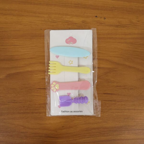 Hair Clips Set – Cute 4 Pc Cartoon Style Pins with Strong Grip
