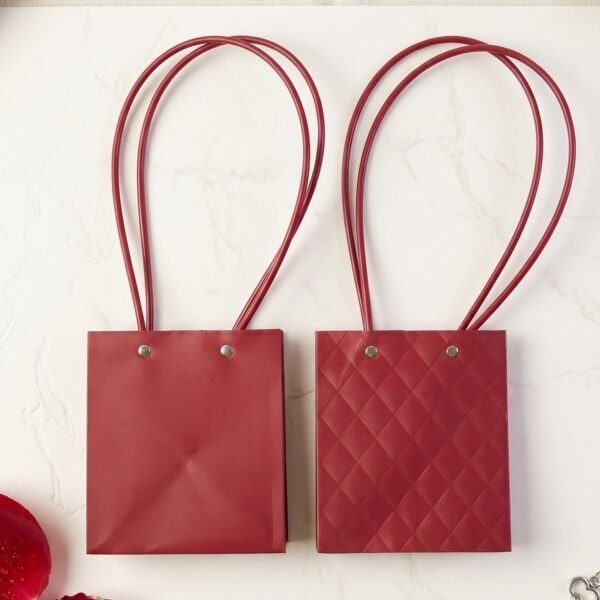 Foldable Flower Packaging Bag – Reusable and Water-Resistant