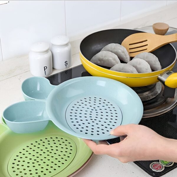 Dumpling Serving Plate – With Strainer & Dual Sauce Compartments