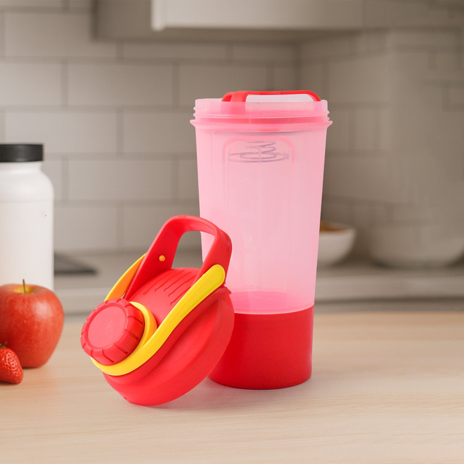Gym Shaker Bottle 550ml – Leak-Proof with Mixing Ball