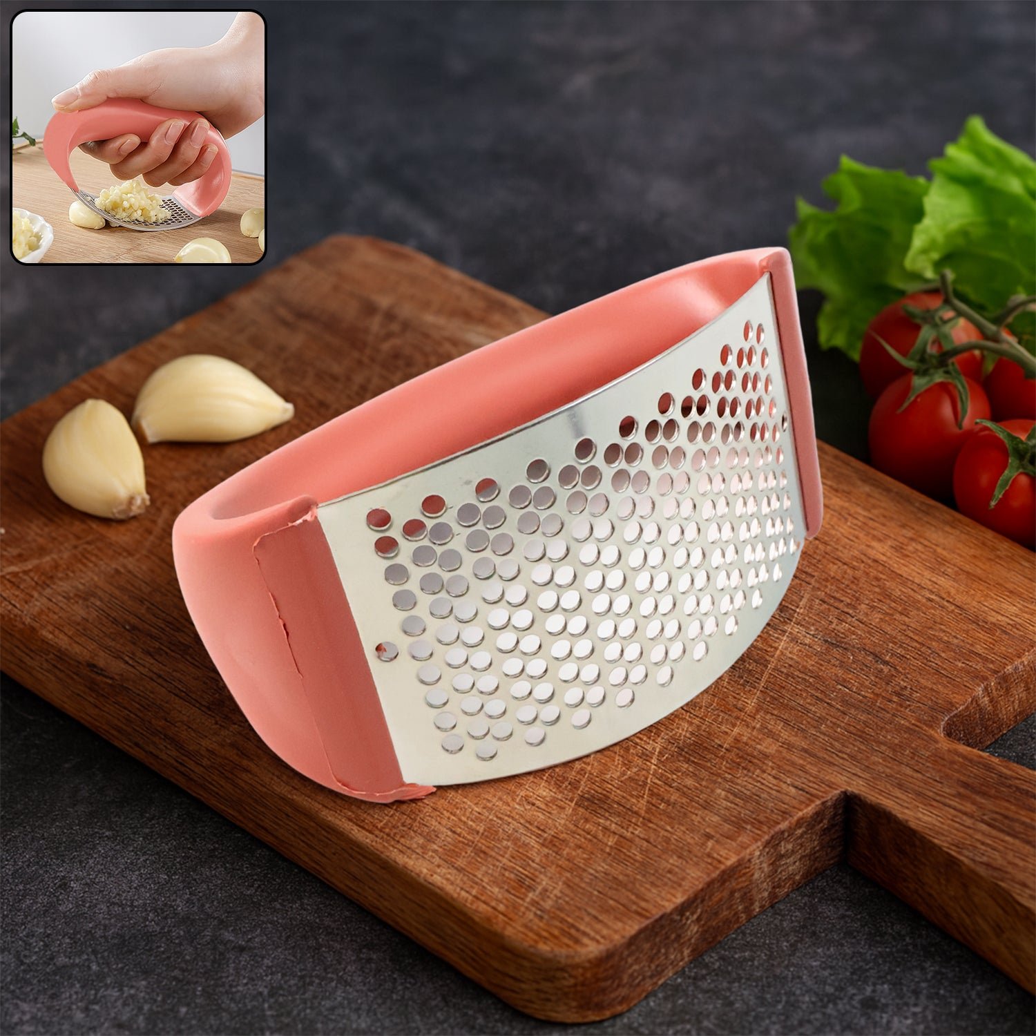 Garlic Press – Ergonomic Curve for Easy Crushing