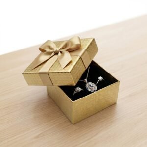 Elegant Gift Box – Stylish and Durable for Special Occasions