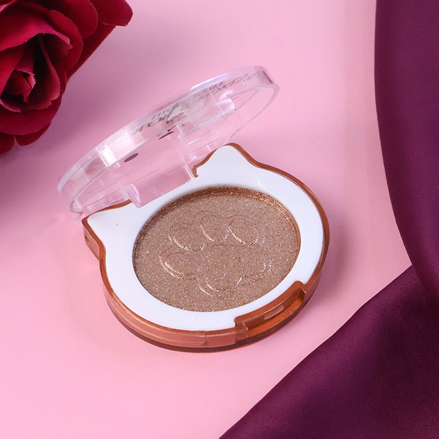 Highlighter-06_89833f04-76a1-412a-a23d-bdad33f3abf8 Shimmer Highlighter – Ultra-Glowing Soft-Blend Illuminating Powder