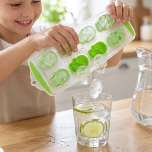Plastic 8 Grid Ice Cube Tray with Lid Skull Shape Freezer Ice Mold (1 Pc)