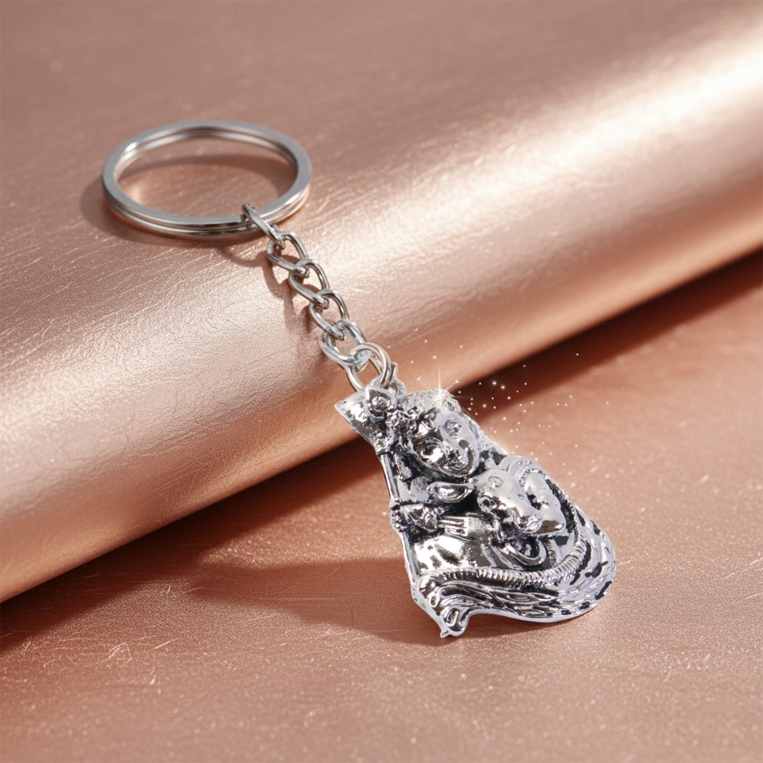 Silver Finish Bal Krishna Metal Keychain – Elegant Devotional Charm