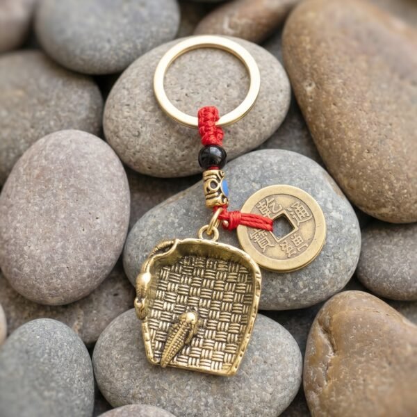 Feng Shui Lucky Coin Keychain – Prosperity and Good Fortune