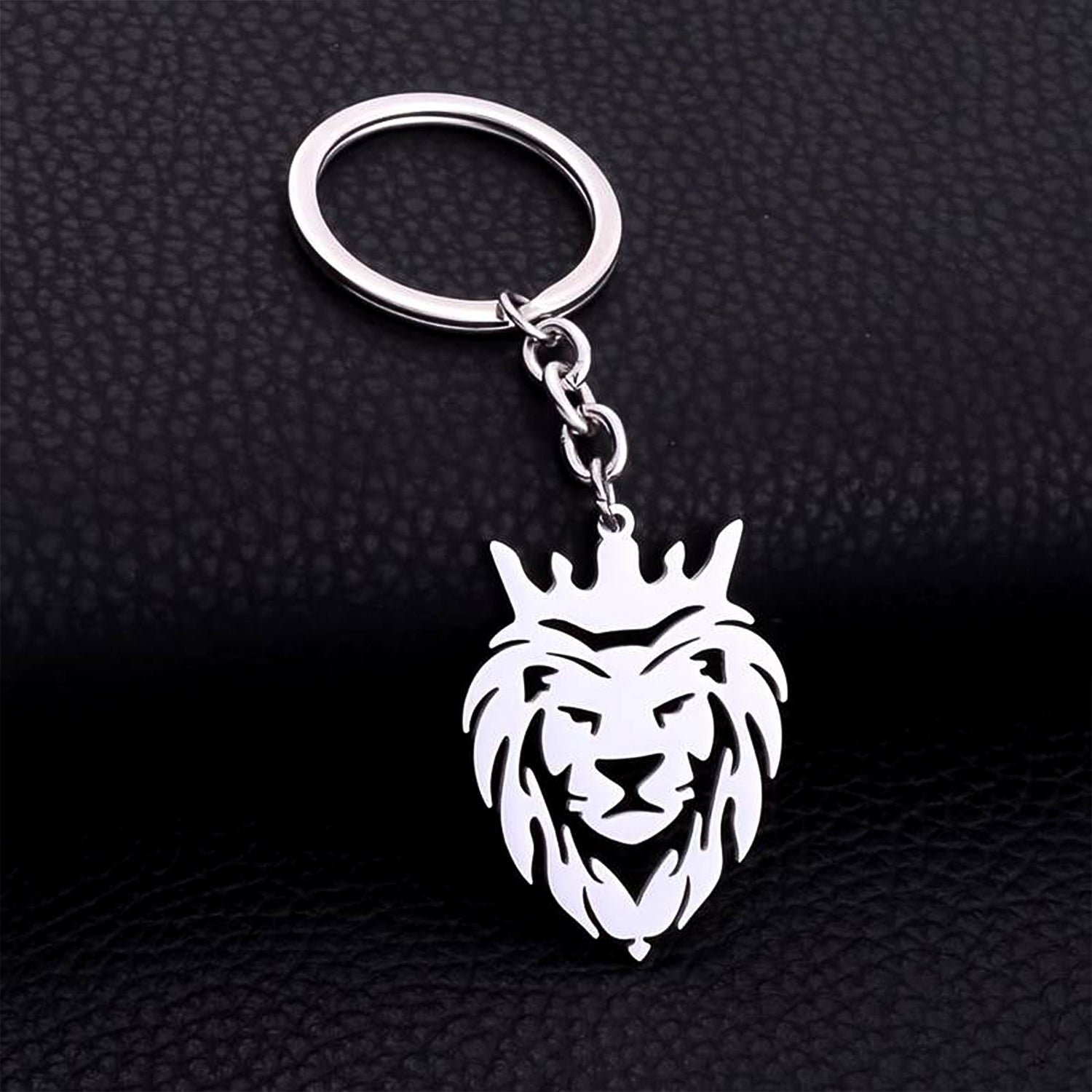 Lion Head Keychain – Stainless Steel Durable Crown Design