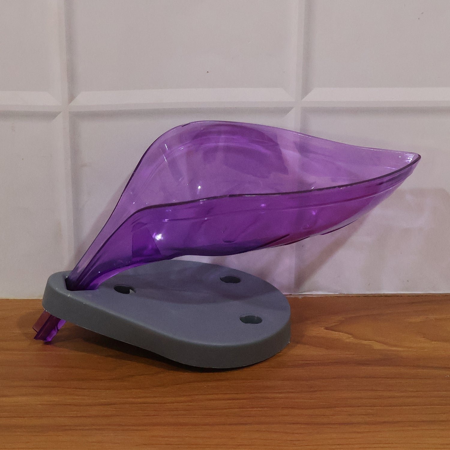 Leaf Shape Soap Tray – Self-Draining Holder | VelvetBubbles