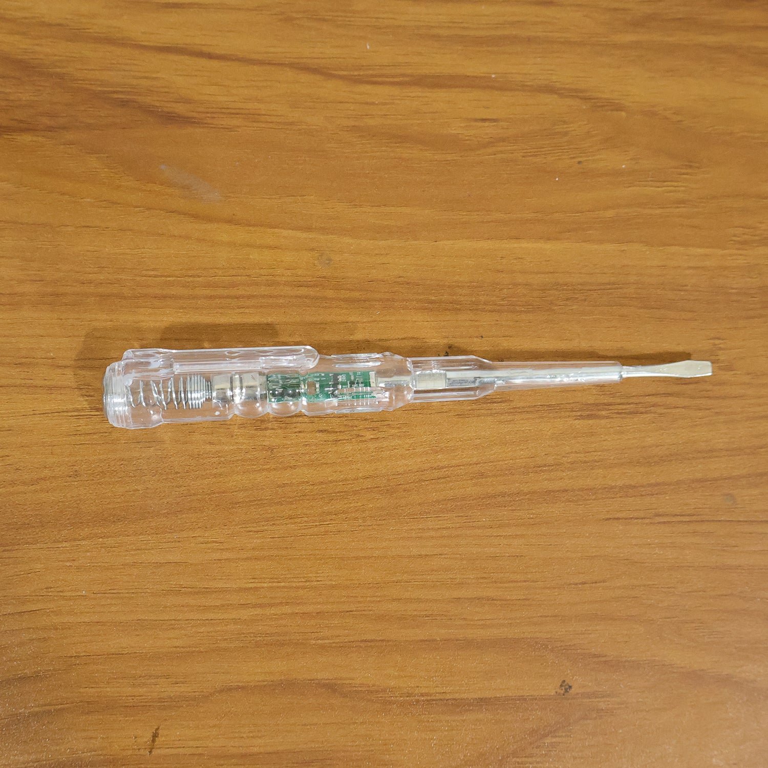 Digital Voltage Tester Pen – Rapid & Safe Electrical Detection