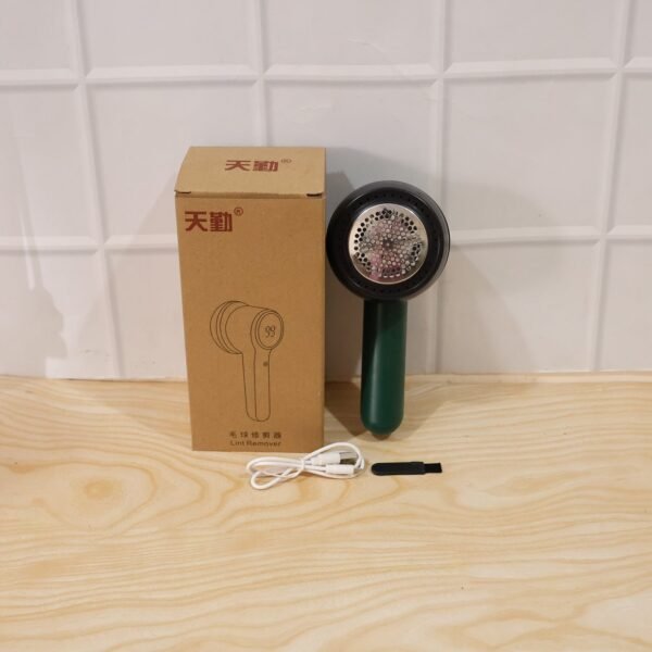Electric Lint Remover – Cordless Fabric Shaver for Clothes and More