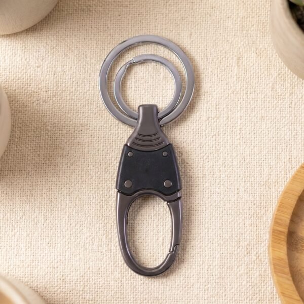 Metal Key Holder – Durable Dual Ring with Rotating Swivel