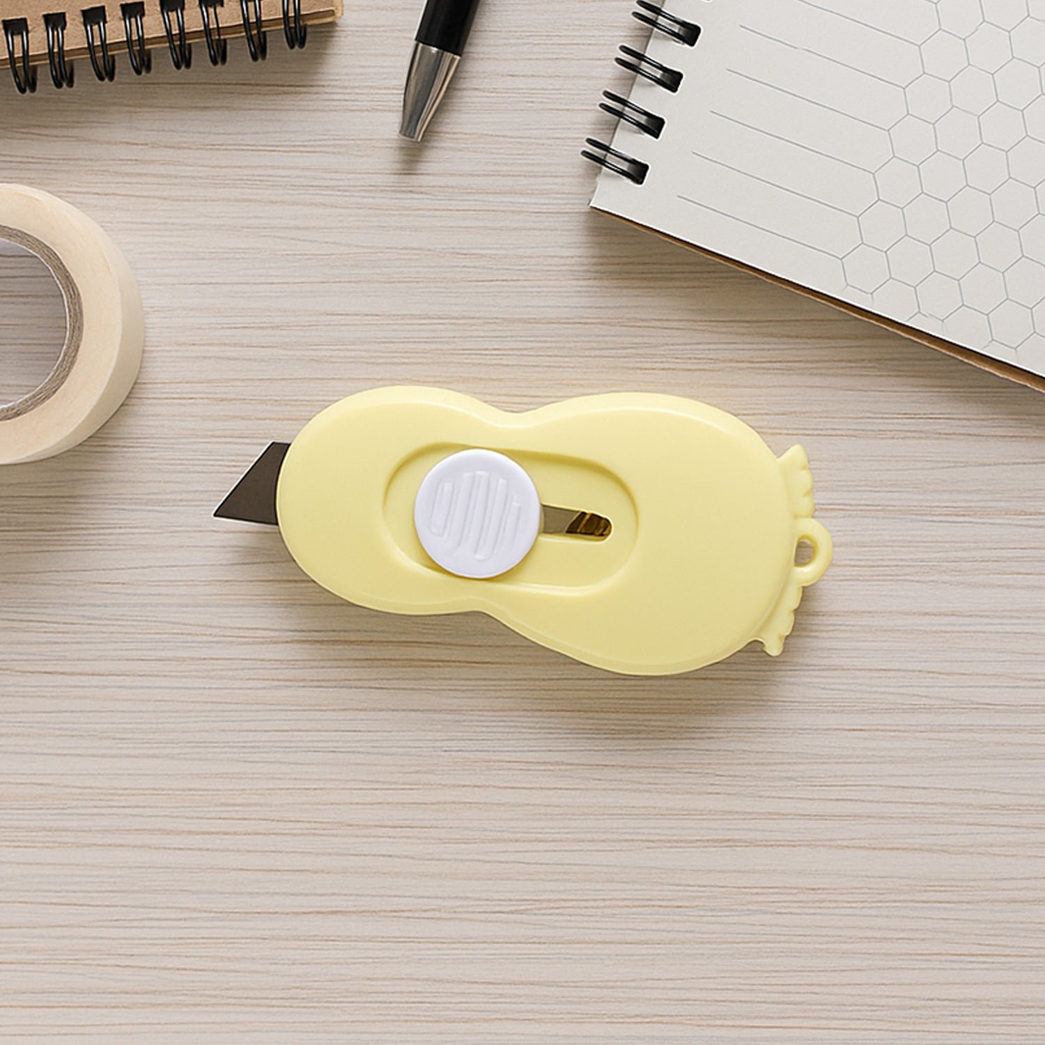 Mini Safety Cutter – Compact Retractable Blade for Precise Cutting
