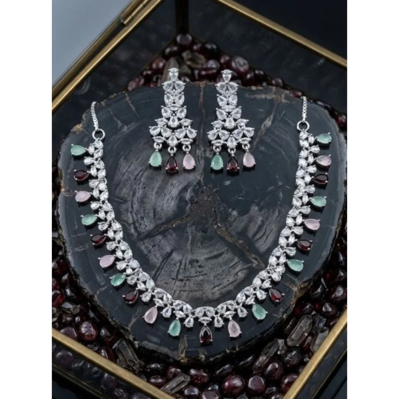 Generic Women's Brass Silver Plated Necklace set (Multicolor)