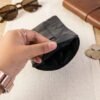 Leather Mini Zipper Pouch – Compact Coin & Card Organizer for Men & Women