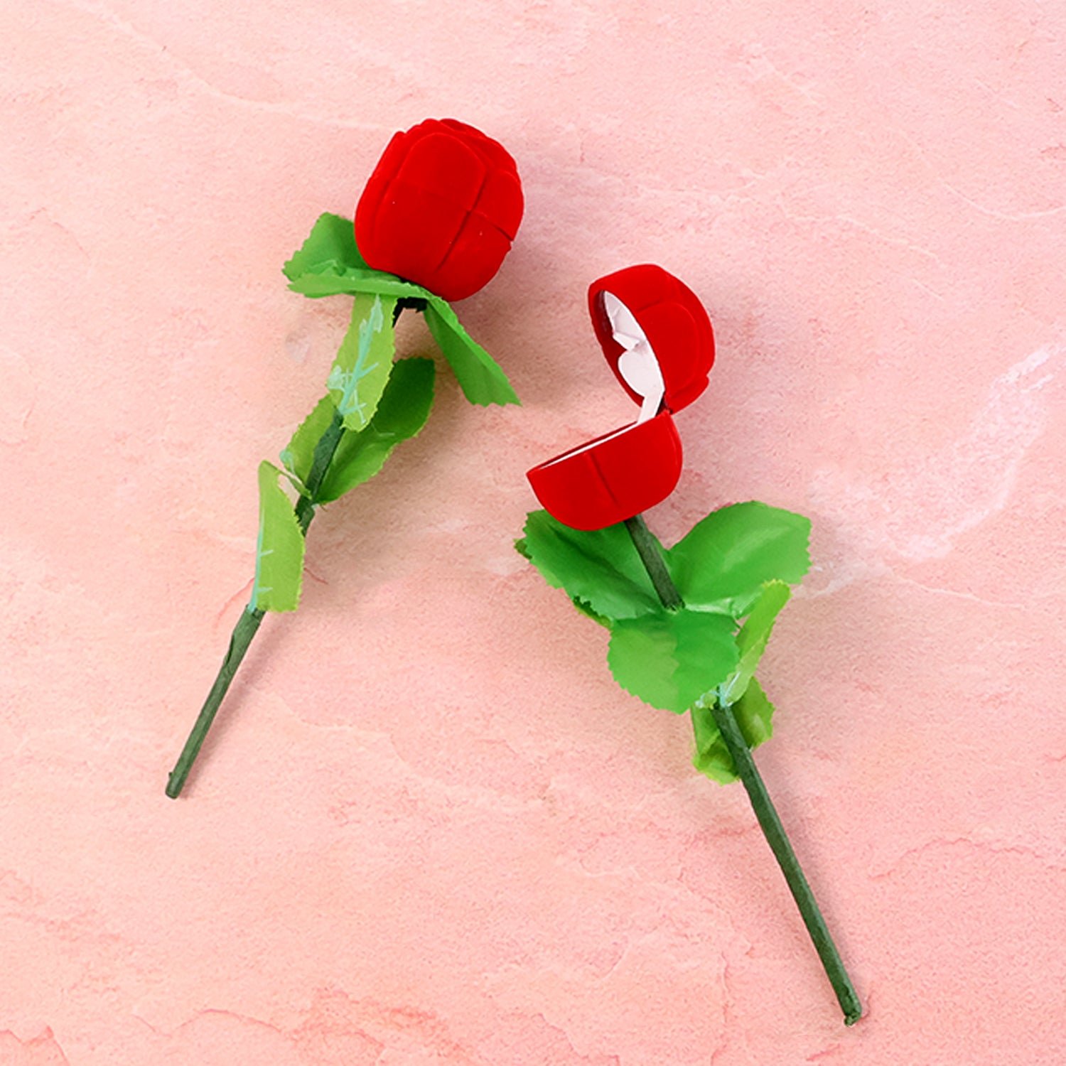 Artificial Rose Ring Box Set – 2 Piece Flower-Shaped Gift