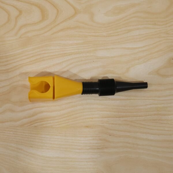 RetractableAutoFuelFunnel-live Flexible Plastic Funnel – Spill-Free Car Oil Fuel Filling