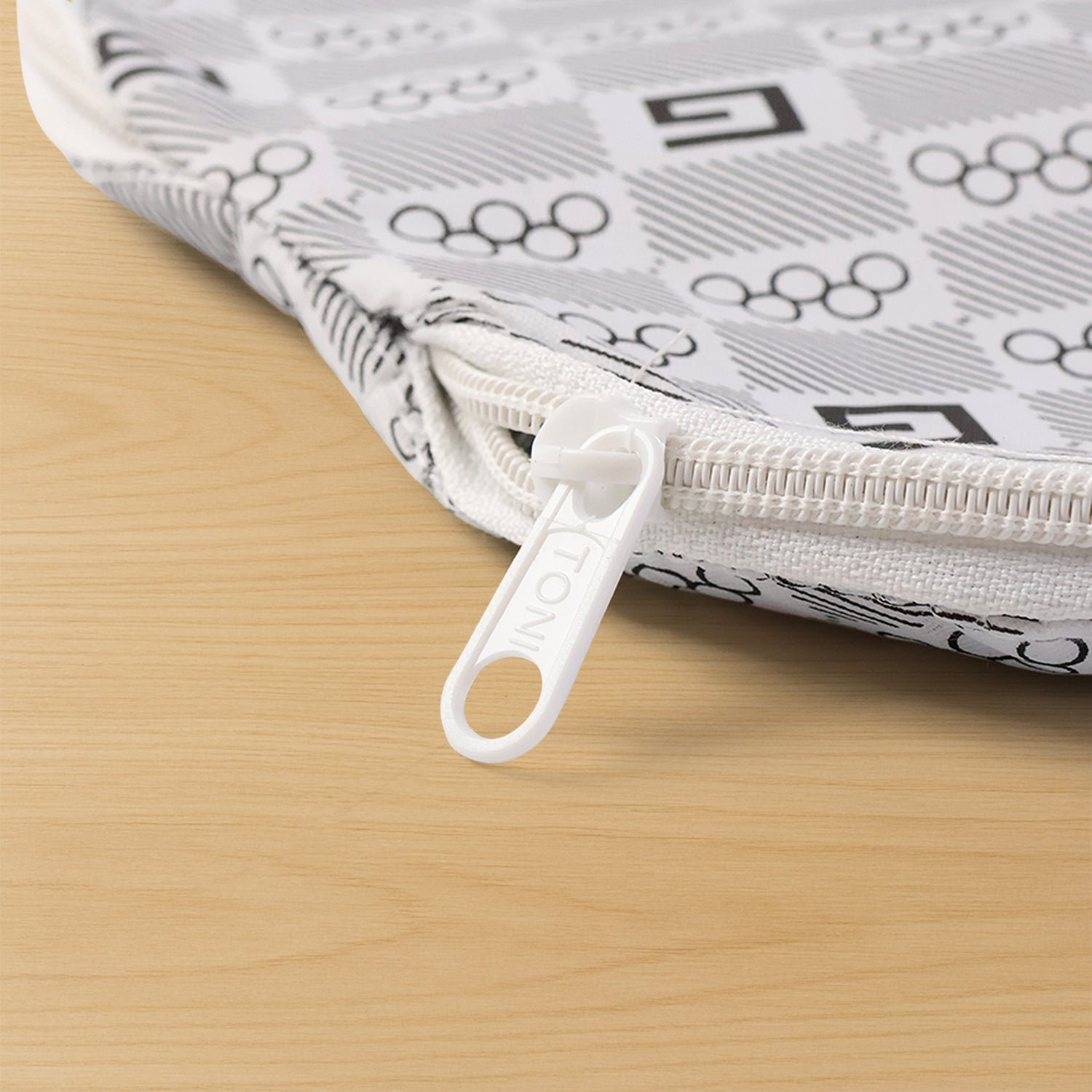 Roti-Cover-03 Insulated Roti Cover – Keeps Rotis Warm & Fresh 23x23cm