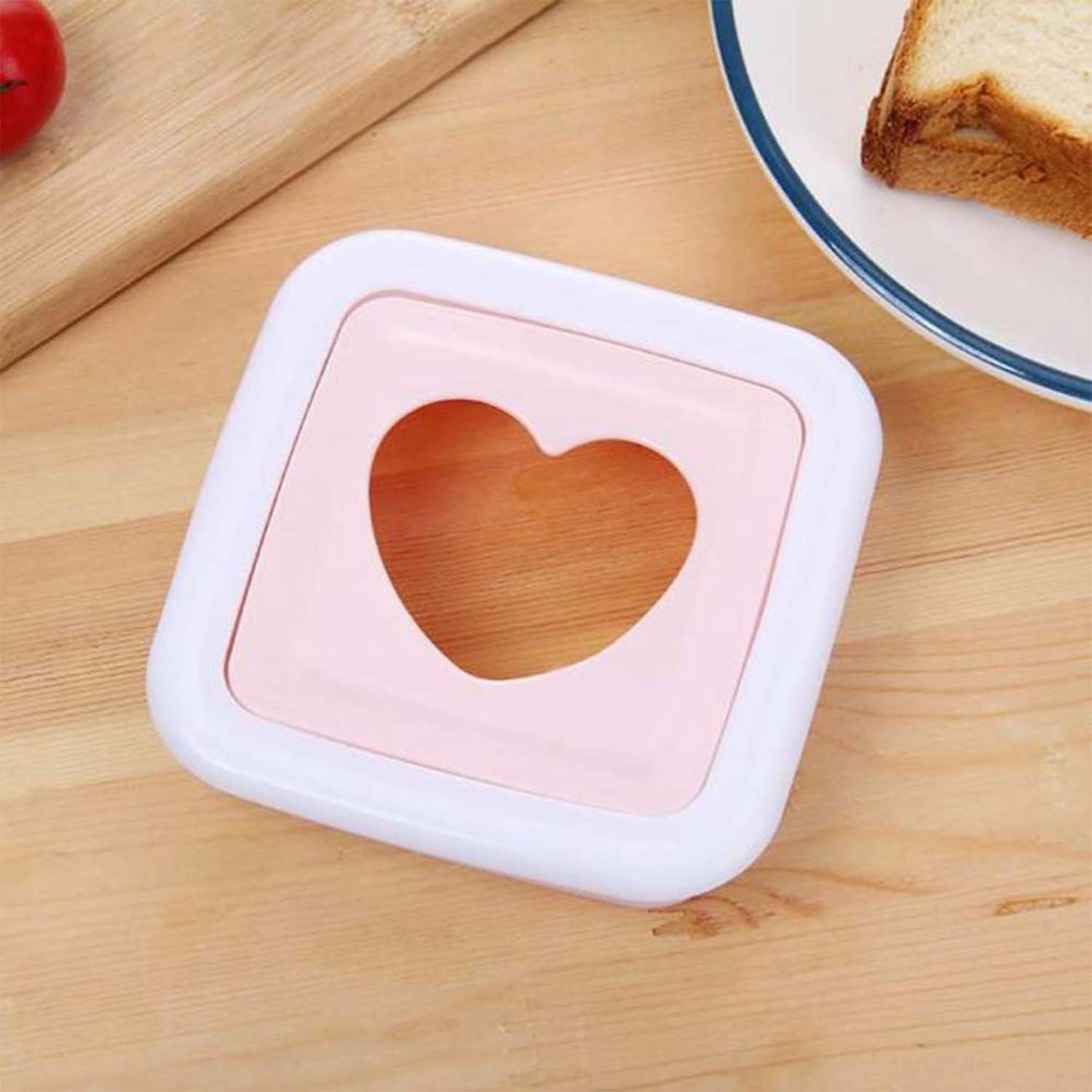 Heart Shape Sandwich Cutter – Kid-Friendly Bread Press Mold