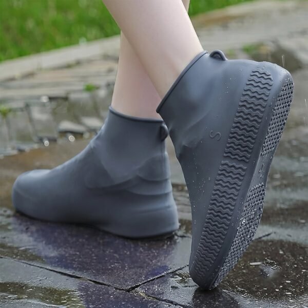 Reusable Waterproof Silicone Shoe Cover – Stay Dry & Non-Slip