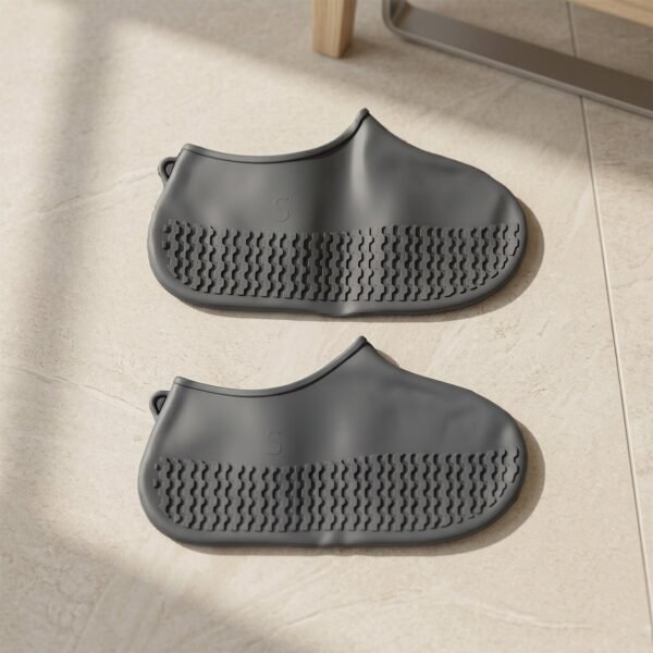 Reusable Waterproof Silicone Shoe Cover – Stay Dry & Non-Slip