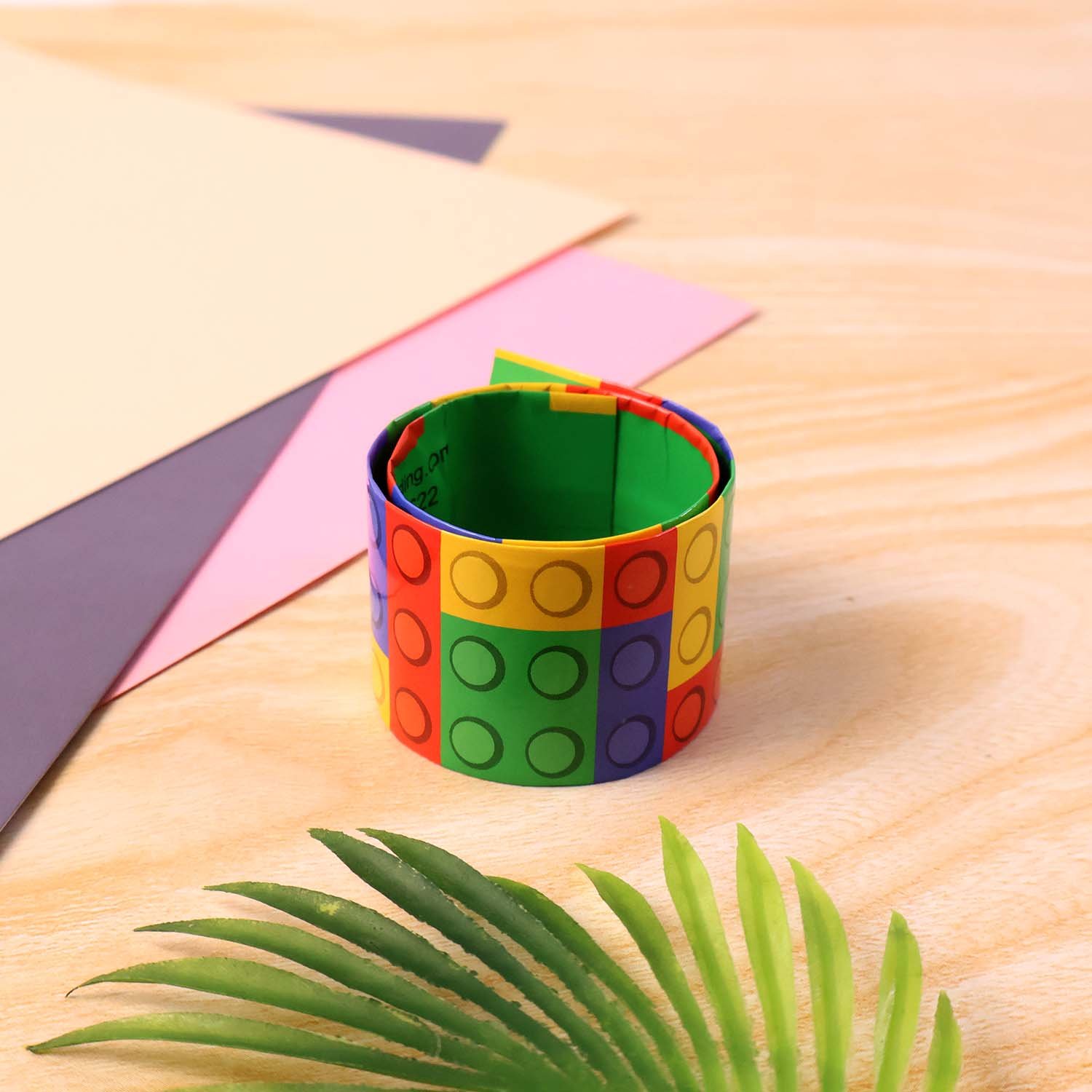 SlapBandSingle-03 Snap Slap Bracelet – Colorful Fun Wrist Toy for Kids