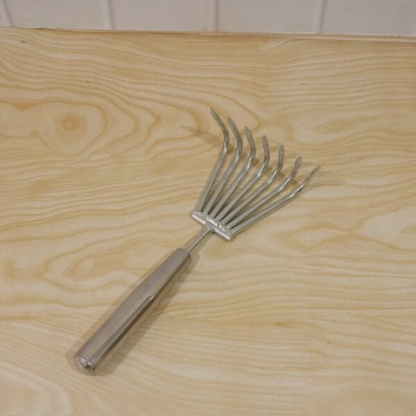 Stainless Steel Garden Rake – Durable & Rust-Resistant Tool for Easy Gardening