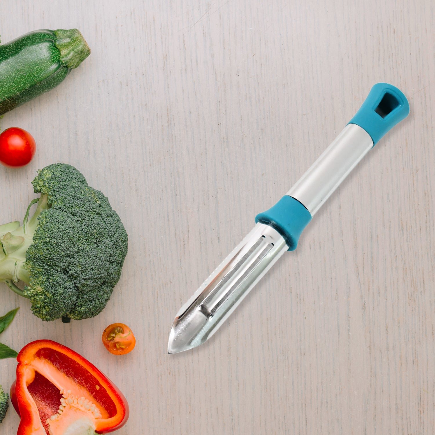 Stainless Steel Vegetable Peeler – Sharp, Ergonomic Design
