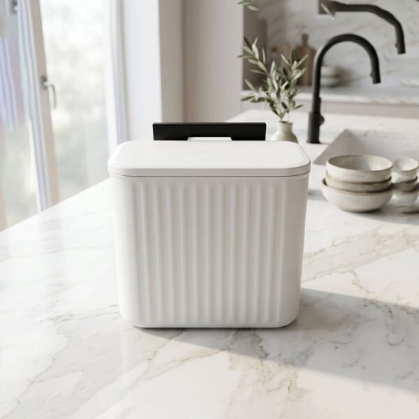 Kitchen Dustbin with Lid – Compact 25x22 cm for Small Spaces