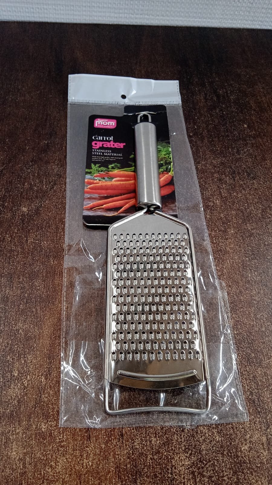 Carrot Grater – Durable Stainless Steel Kitchen Shredder