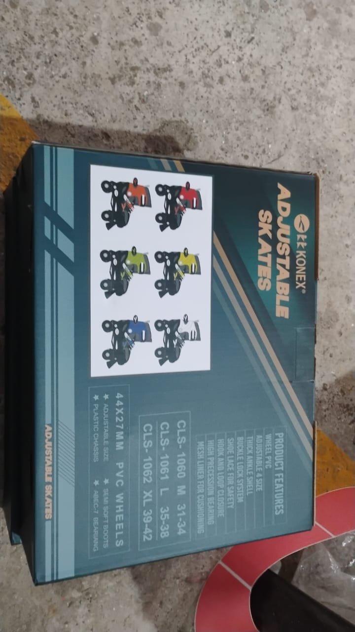 Adjustable Quad Roller Skates – Medium Size with Safety Features for Kids
