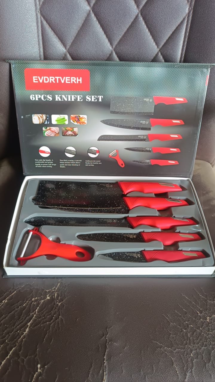 Kitchen Knife Set – Marble-Coated Blades & Ergonomic Red Handles