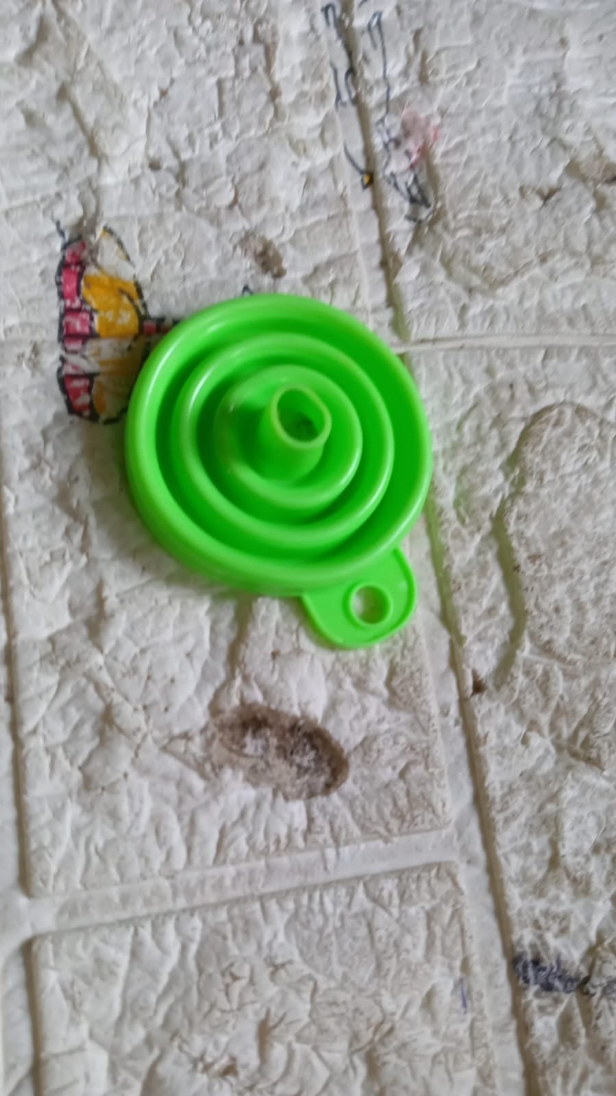 Silicone Funnel – Collapsible Kitchen Pouring Tool | Tidy Table