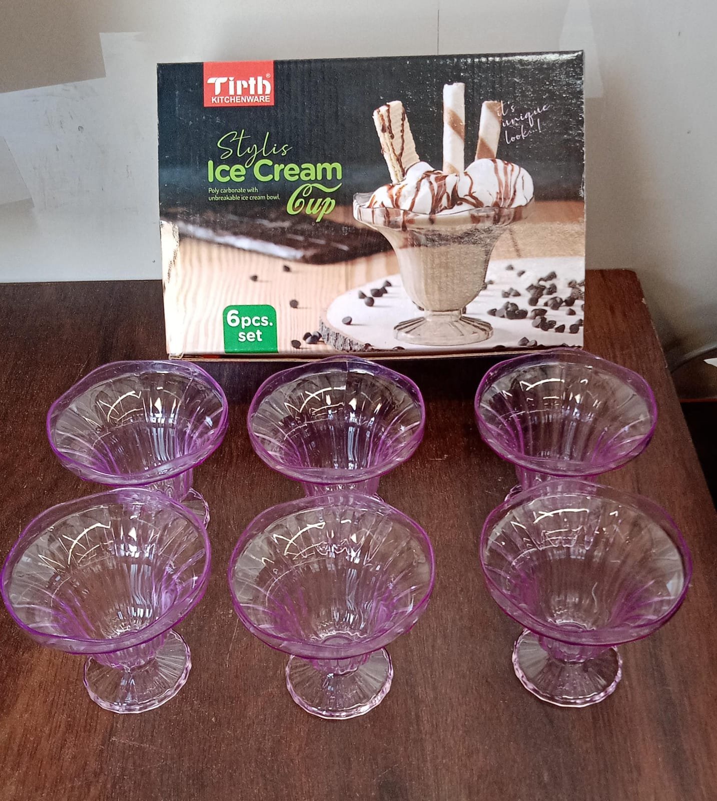 Plastic Ice Cream Bowls – Tulip Design, Set of 6 | Serve Stellar