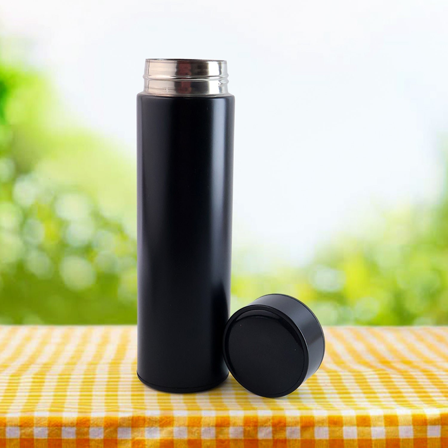 Vacuum Insulated Water Bottle – LED Temp Display 500ML